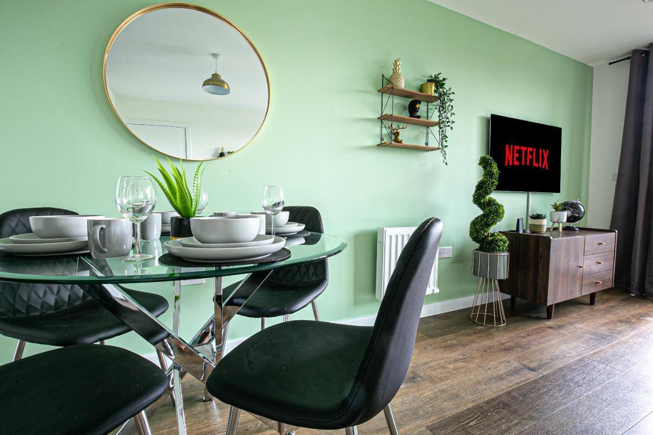 Penthouse Apartment - City Centre - Secure Parking, Balcony, Self-Check-In, Fast Wifi And Smart Tv With Netflix By Yoko Property ميلتون كينيز المظهر الخارجي الصورة
